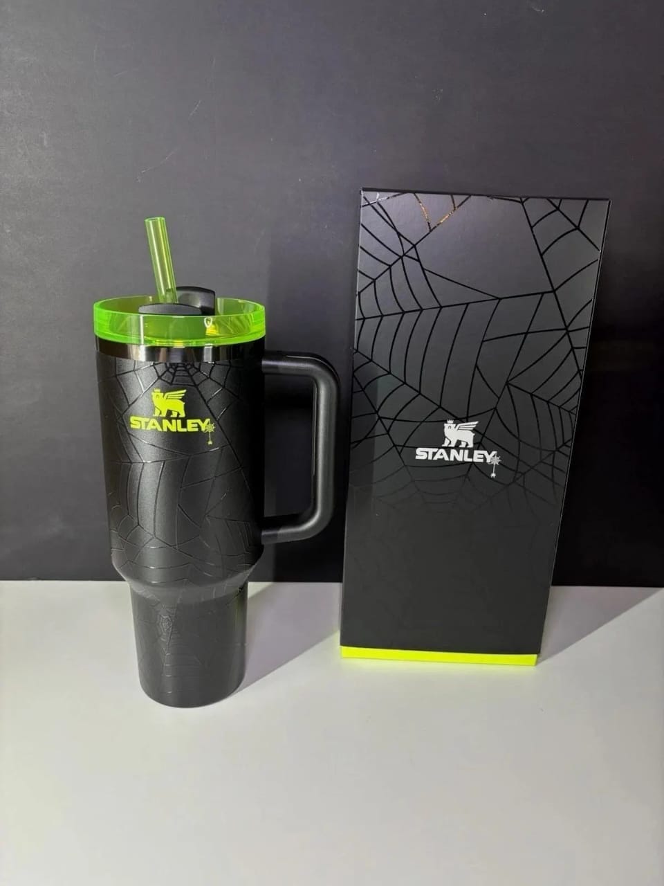 Black Spiderweb Tumbler with Neon Green Lid, Handle and Straw – 40 oz (1.18 L)